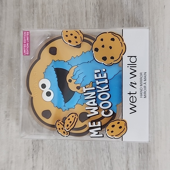 wet n wild Other - Wet n Wild Cookie Monster Hand Mirror - Limited Edition